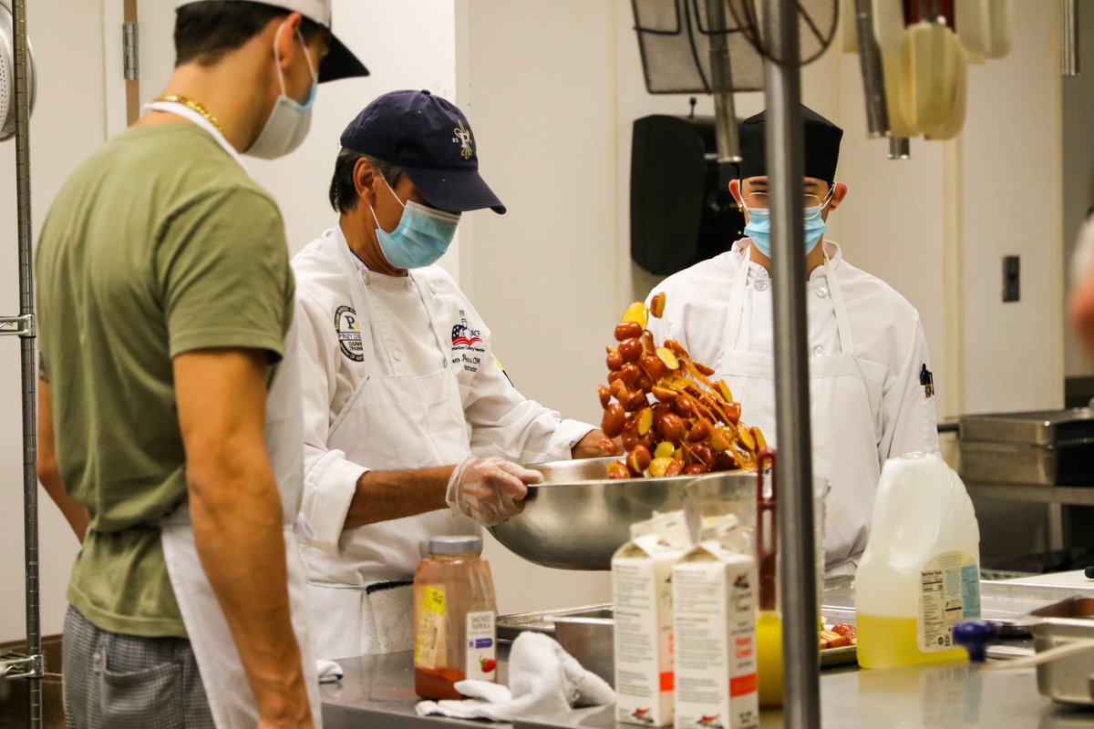 Changing lives, one recipe at a time.

Kickstart your culinary career with <a href="/nwncfoodbank/">Second Harvest Food Bank</a>'s Providence Culinary Training program. Learn more at ProvidenceWS.org/learn