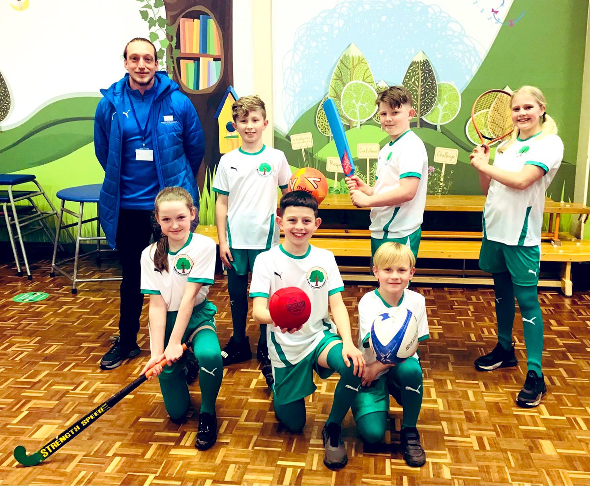 Team Bradley Green (@_teambg) on Twitter photo 🚨NEW KIT ALERT🚨
Thanks to <a href="/PSCL_09/">Primary Sports Coaching</a> for their generous donation of a new sports kit for Bradley Green - it look amazing!
Here’s some of our Sports Ambassadors showing off the new kit ready to be used at future <a href="/tamesidessp/">Tameside SSP</a> competitions!
#TeamBG 🇳🇬 🚨NEW KIT ALERT🚨
Thanks to <a href="/PSCL_09/">Primary Sports Coaching</a> for their generous donation of a new sports kit for Bradley Green - it look amazing!
Here’s some of our Sports Ambassadors showing off the new kit ready to be used at future <a href="/tamesidessp/">Tameside SSP</a> competitions!
#TeamBG 🇳🇬