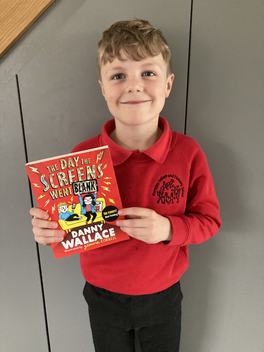 This dude was super pleased with todays virtual author visit. <a href="/dannywallace/">Danny Wallace</a> <a href="/marsdenIandN/">MarsdenInfants</a>