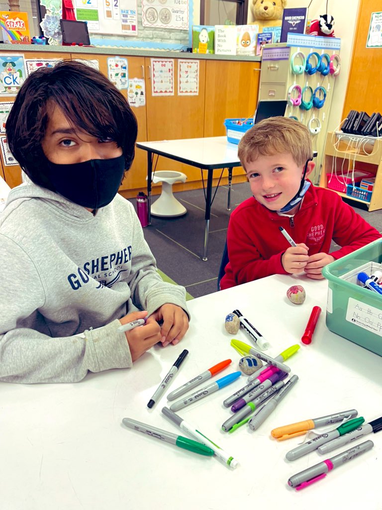 mmfshults's tweet photo. What a joy it was to make our scribble stones with our Community Buddies this morning! @gsesdallas @rshannon_gses #1FGSES #communitybuddies https://t.co/hMGPHfXPmg