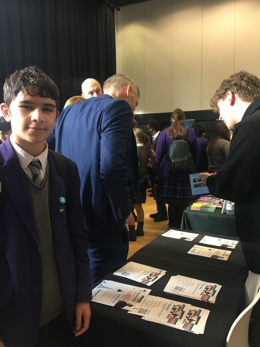 StNicksYear9's tweet photo. Expo day - over 70 employers advising students about future careers. https://t.co/eu8FxKGBcj