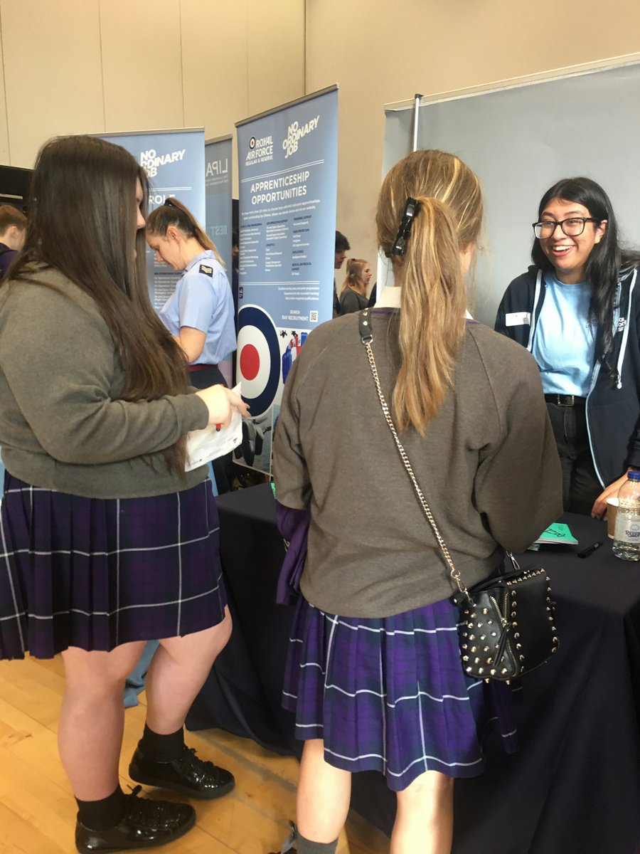 StNicksYear9's tweet photo. Expo day - over 70 employers advising students about future careers. https://t.co/eu8FxKGBcj