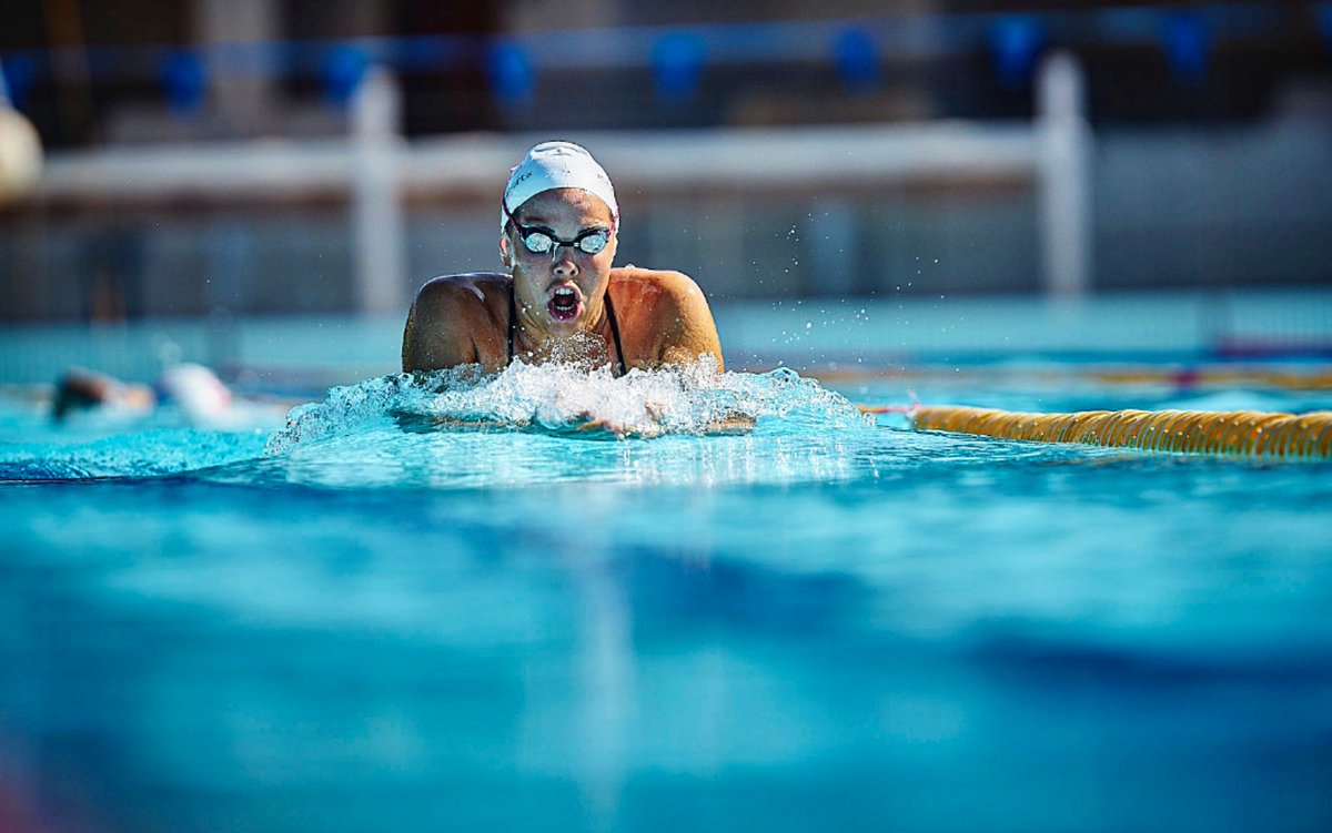 Dear younger swimmers... 

Please do not feel as though you need to rush to pick your best event/stroke.

Mix it up and enjoy developing your overall swimming toolbox rather than just one specific area.

There is plenty of time. 

Love from, (your still hopeful) breaststroker 🙏