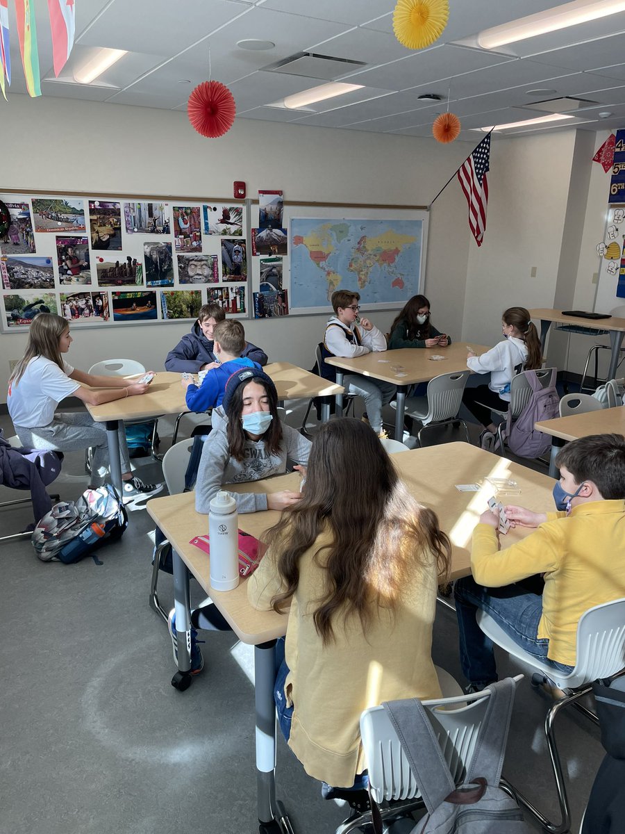 CFIS_Spanish's tweet photo. 6th graders playing VERBO to practice working well their verbs en español! #cfChooseCourage https://t.co/HtC8uUvzLP