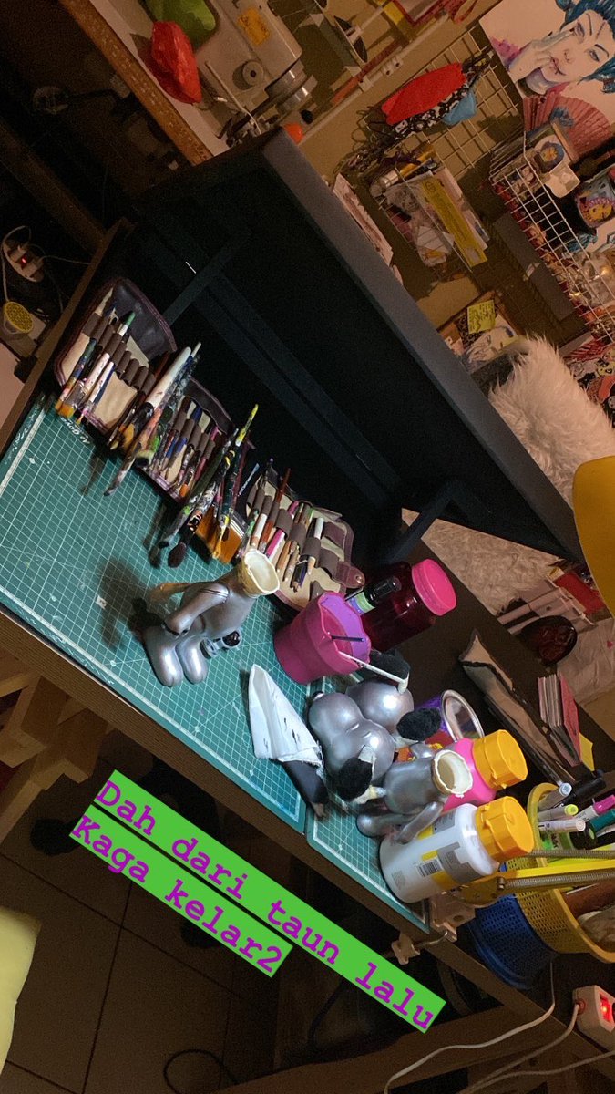 LADY PUPA BUTTERFLY🦂 (@alienpang) on Twitter photo 