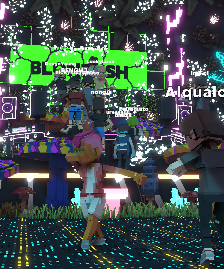 LisaEliothnft's tweet photo. @TheSandboxGame @blond_ish I just participated in the daily #SandboxAlphaS2Contest for a chance to earn up to 1,000 $SAND! Day 2 - Dance with Blond:ish. Check out my screenshot below! 👇 #SandboxAlphaS2 https://t.co/rhqf4DoOdR