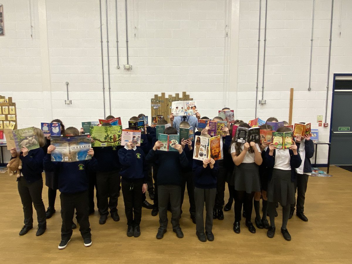 Today at <a href="/hartsholmeacad/">Hartsholme Academy</a> we had the opportunity to have a whole school swap, and we absolutely loved it! #WorldBookDay