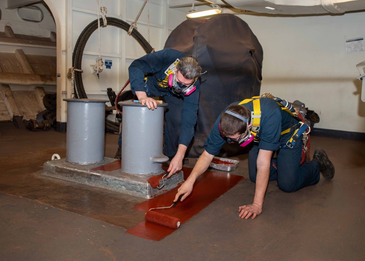 stennis74's tweet photo. Our Sailors and contractors stay busy here on the Stennis! Check out this weeks photos captured by our media team! #LookAhead #StayAhead https://t.co/VmKuLlGzt4