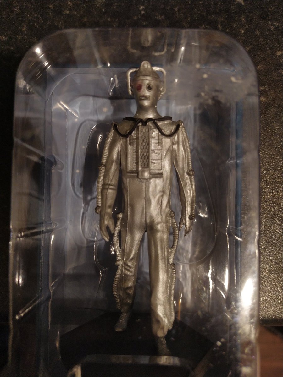 jonthetog's tweet image. New subjects to photograph.
#DrWho #Darleks #Cyberman #photography