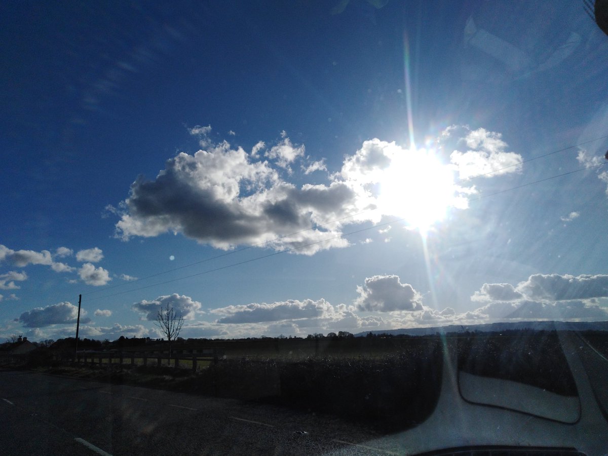 djtgoodie's tweet photo. Beautiful day today #RealClouds π https://t.co/869RX2gJqc