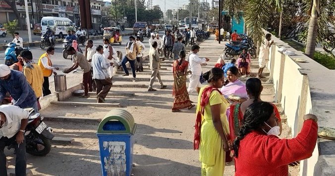 lcidistrict320b's tweet photo. *Day#430 (03.03.2022) Served Breakfast to Needy People at Malla Reddy Hospital,Suraram Sponsored by our

Lion Puppala Nagaraju garu on the occasion of his daughter Jasmika birthday.

LC Secunderabad NORTH- PST
Lions Clubs @lionsclubs 
#lcidistrict320b #servewithempathy #WeServe https://t.co/Xsg3fehagn