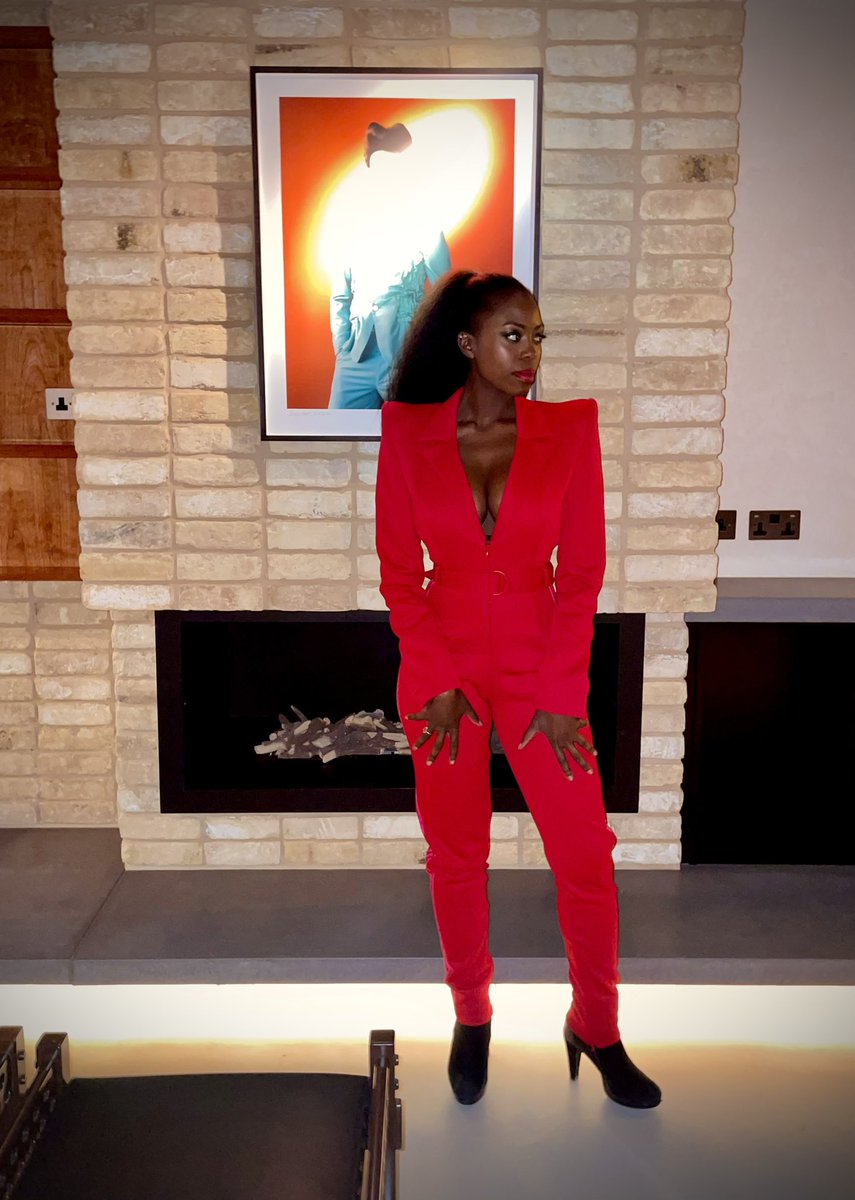 Light In The Dark. A Seat At The Table 💋 #IVYHEART 

🥻: <a href="/weareivypark/">IVY PARK</a> 
📸: Natasha B

More Snaps On My Instagram 
Instagram.com/kadijakamara 

#ivypark #ivyparkxadidas #weareivypark #red #light #dark #fashion #artist #creative #musician #model #london #picoftheday #photography