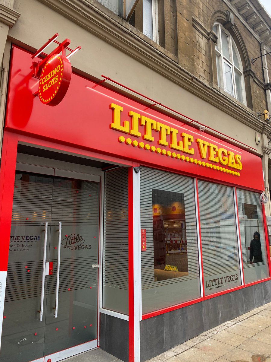 ellissigns's tweet photo. Are you feeling lucky? π°π€ #teamellis
smashing it again with this new signage for Little
Vegas π€
#signs #led #acrylic #signdesign #graphics
#signage #uksigns #projectingsign #fascia #builtupletters #3dletters #bespokesign #fabrication #ellissigns #creatinganimage https://t.co/YZa5RRaK2Q