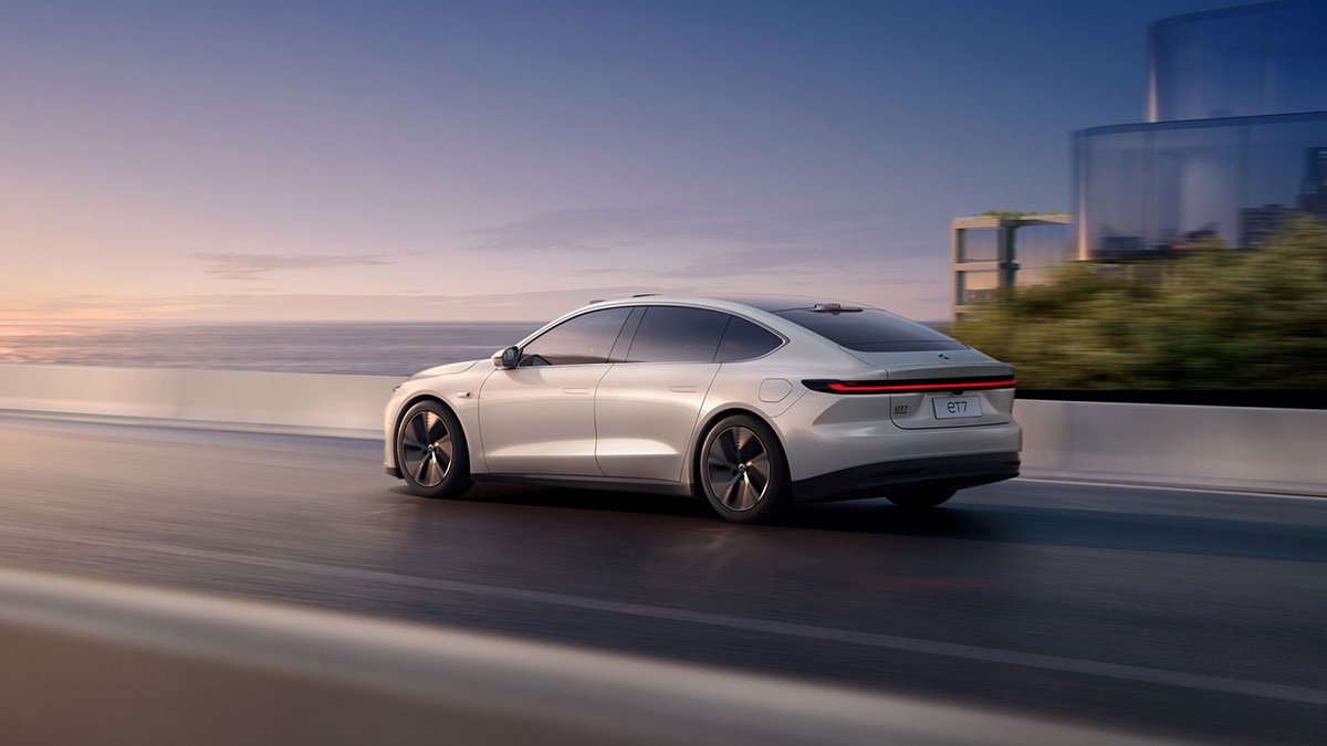 Die Auslieferungen des #NIO ET7, der neuen Elektro-Limousine mit autonomen Fahrfunktionen und dem ersten Modell mit der Technologieplattform der zweiten Generation, stehen kurz bevor! 

Die ersten NIO User können sich bereits am 28. März über ihr neues Fahrzeug freuen!
