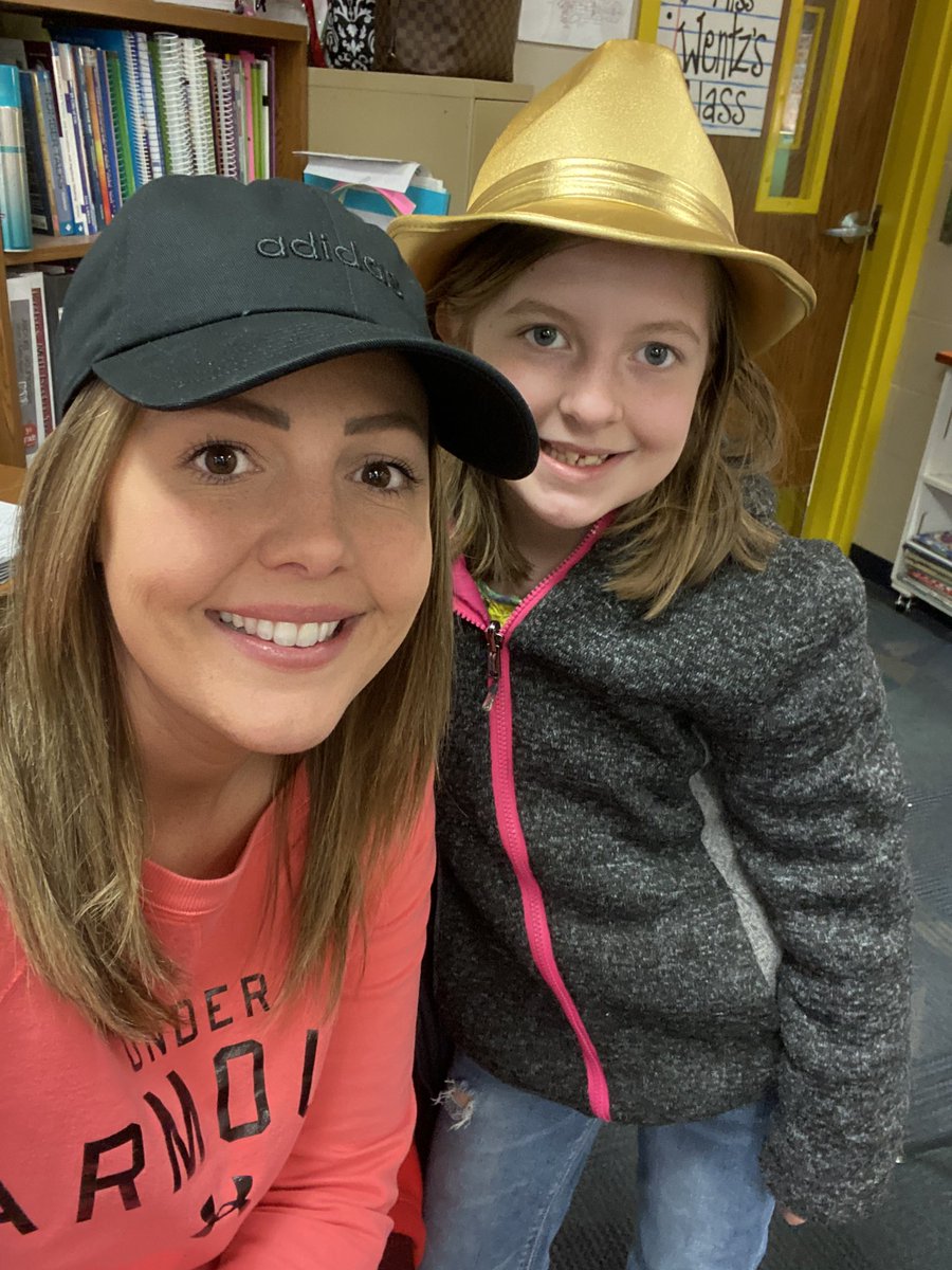 MrsSharpGr3's tweet photo. Supporting a great fundraiser today, Hats on for Friends of Kids with Cancer! https://t.co/AZxudqeIAL
