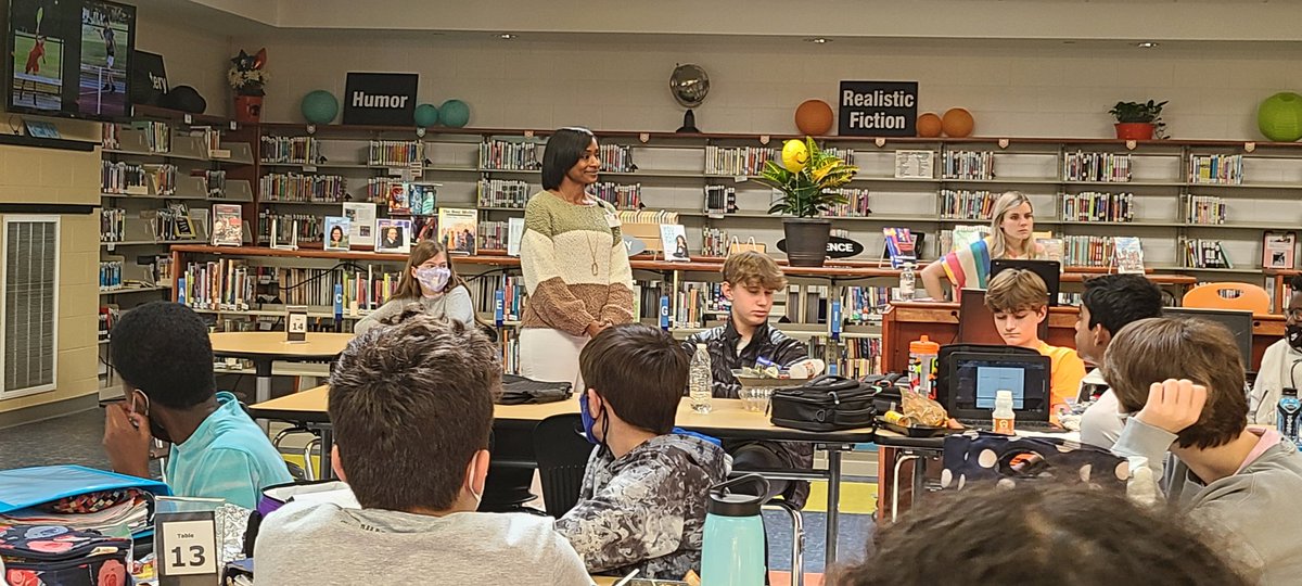StayUpWithJones's tweet photo. We want to thank Mrs. Coleman for sharing valuable information with our student leaders. The experience with Mrs. Coleman has motivated our students to seek opportunities to serve their communities. https://t.co/k3ih3RBuFm