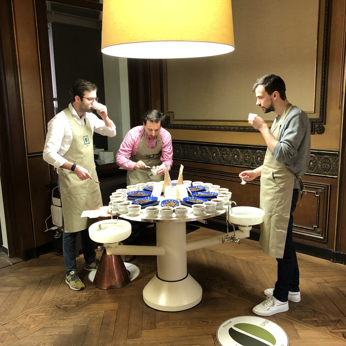 EFICOCOFFEE's tweet photo. The Cupping &amp; Quality lab: the heart of our business ☕️ 🥄 
Quality is one of our cornerstones.
To that end, we’ve built a dedicated team of Green Coffee Quality Experts and Q Graders. 
Read all about it in our blog on quality: https://t.co/XIYmNLqvJj 
#quality https://t.co/MnyuDaTCJE