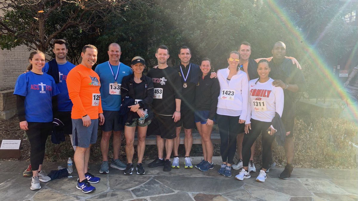 kentuckyfca's tweet photo. Last weekend, FCA had a 5K Run to Remember while in San Antonio for FCA Realtime. We had a team from KY running for Donna Smith and PJ Throckmorton.

#KYFCA #TGBTG https://t.co/olkweBfbI3