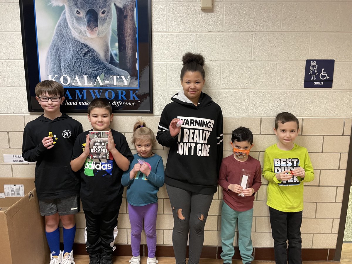 Title1Kidder's tweet photo. Check out our daily trivia questions! Here is the link to listen/watch chapters 12-16 tonight. I can't wait to see What happens next in "The Wild Robot"
https://t.co/SH97llBHpE
@BCSDKidder #KidderPRIDE https://t.co/RgujSos099