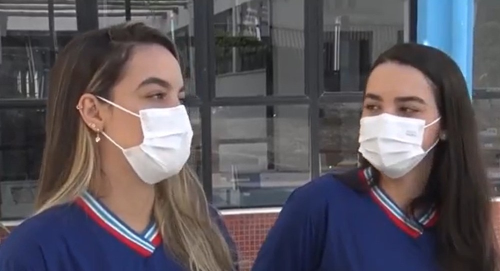 Sertao_Baiano's tweet photo. Gêmeas conseguem aprovação para cursar #Medicina em mais de 30 faculdades públicas https://t.co/pWBc71jHhg Alunas do #CETEP Teixeira de Freitas, vão estudar na Universidade Federal do Rio de Janeiro. Assista reportagem! @ufrj @UNESCO @educacaobahia #TeixeiradeFreitas #ExtremoSul https://t.co/f1lMXOutQv