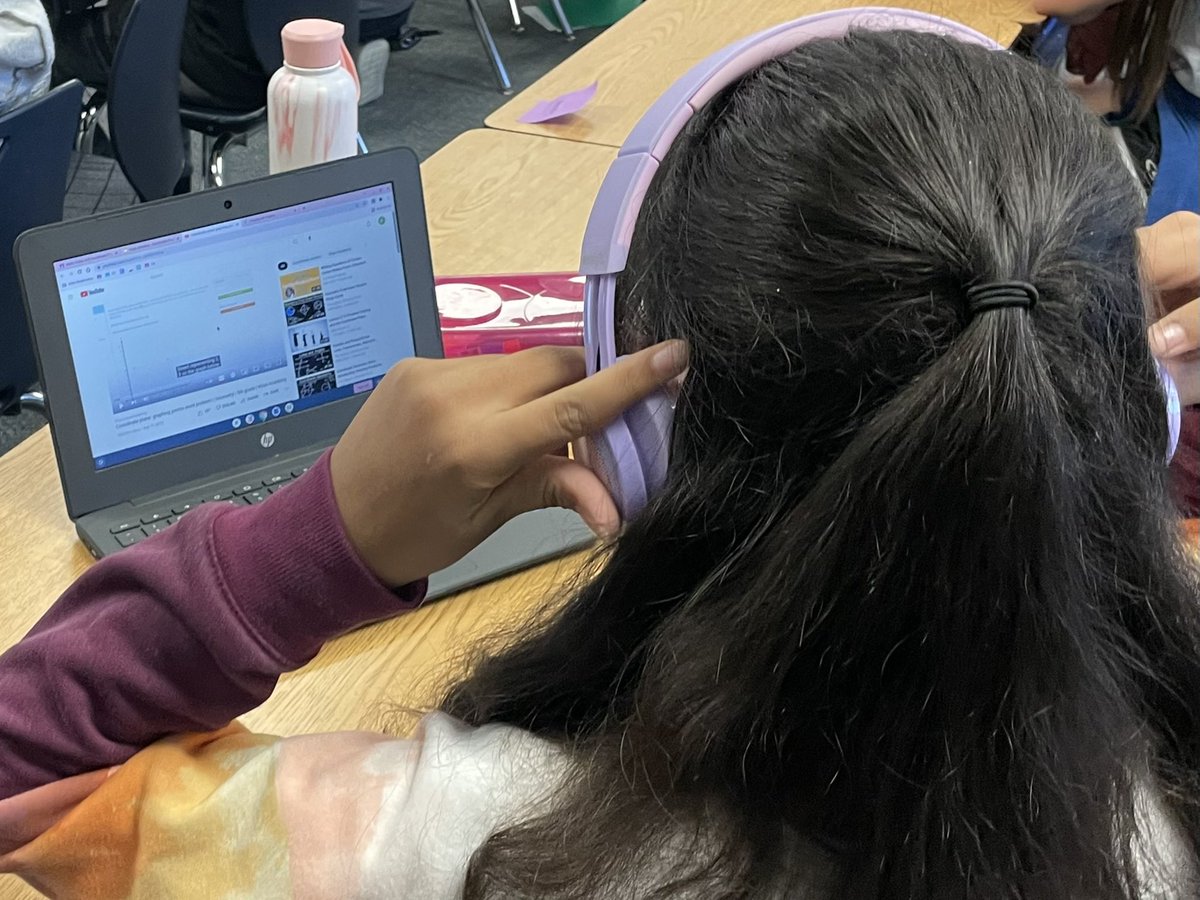 MrMcDaniel13's tweet photo. Students in @ClarkinFifth and @MsBell5thGrade completing various types of blended tasks based on their assessment performance data #AllenPL https://t.co/rIaNwdwYBs