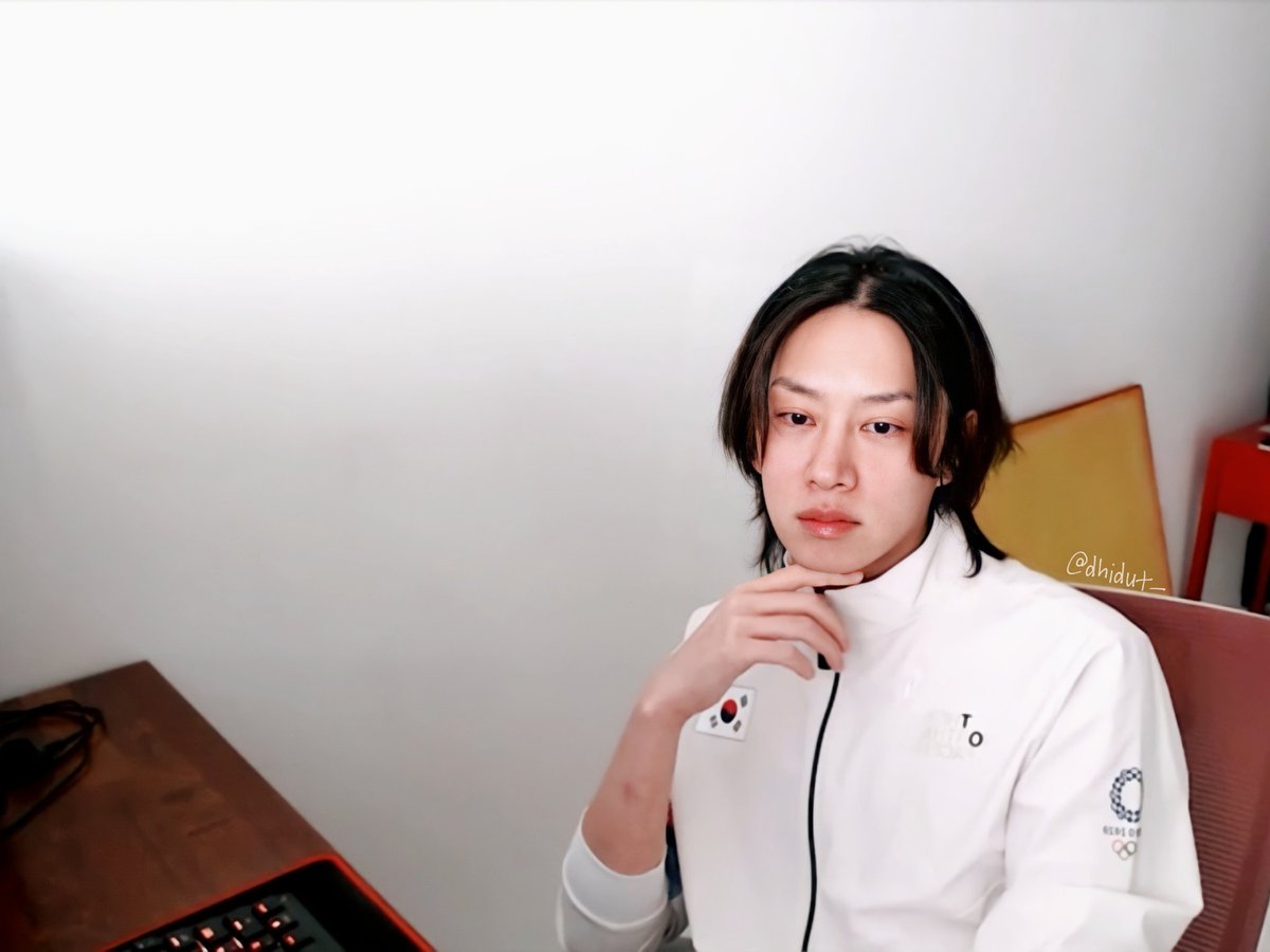 _jungsooheechul's tweet photo. This Kim Heechul to accompany your night...

Good night and sleep well, cheerydan 🍒🍒

#Heechul #Heewitch
#SuperJunior_Callin 
#SUPERJUNIOR https://t.co/qZKcS58bRx