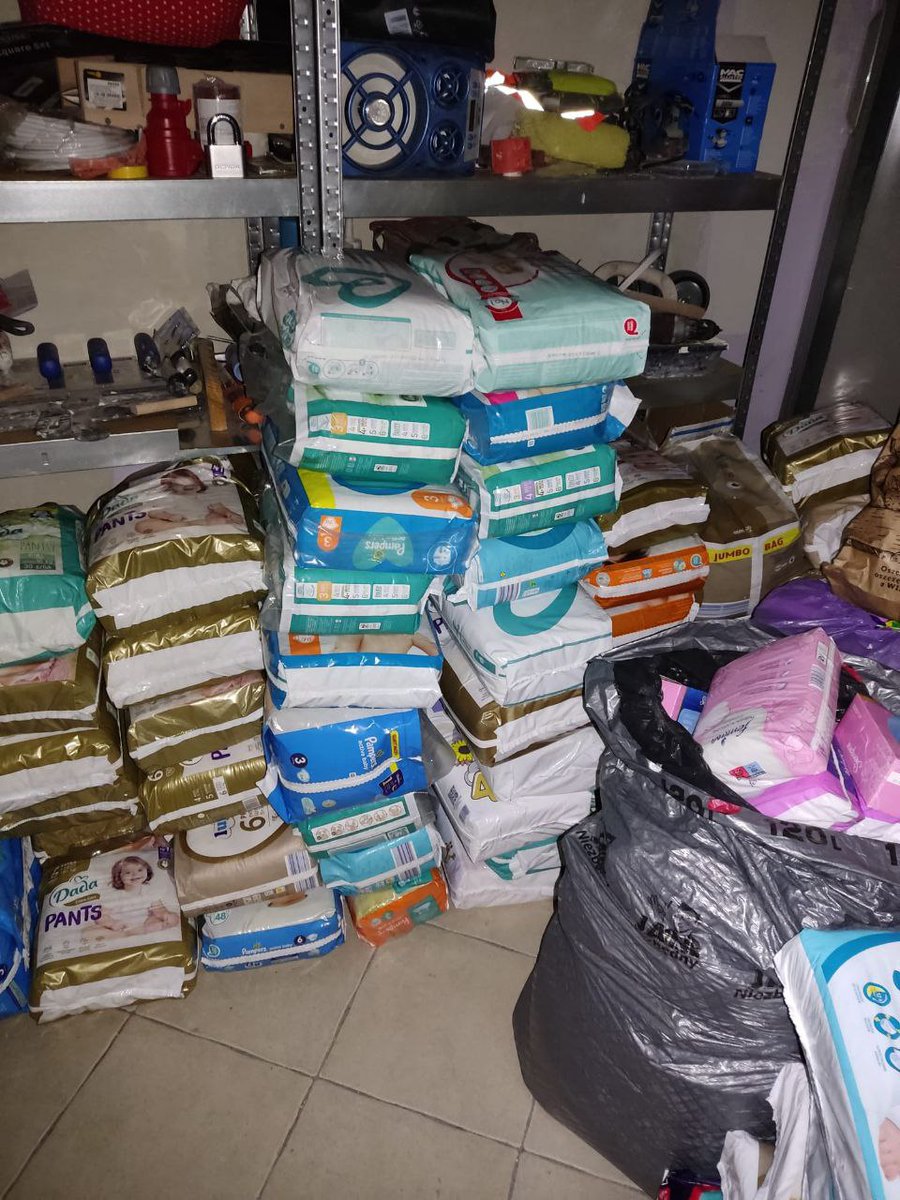 Amma Poland is also connecting Indian citizens with the Embassy of India in Warsaw.  Amma @amritanandamayi volunteers in Poland are on the ground helping evacuate refugees. People are given shelter, food and other basic needs.