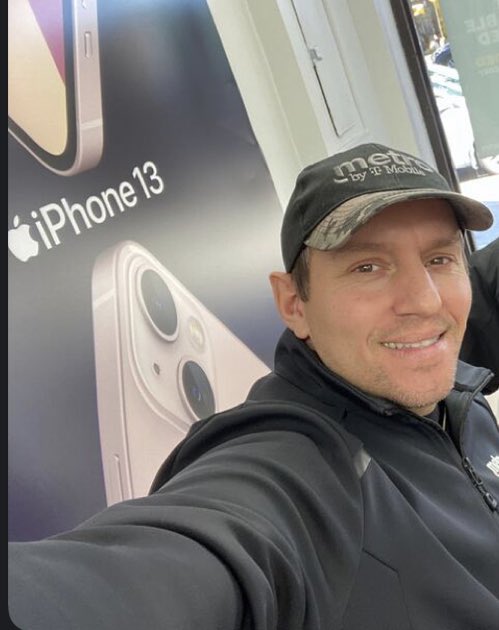 Will like to give a shout to my boss <a href="/gregshoro/">Greg Shoro</a> for always going above and beyond for our team . I appreciate your dedication and leadership 👏🏾👏🏾👏🏾#EmployeeAppreciationDay <a href="/MichaelZukowsky/">Michael Zukowsky</a> <a href="/thayesnet/">Terry Hayes</a> <a href="/meganpanicucci/">Megan Panicucci</a> <a href="/MetroByTMobile/">Metro by T-Mobile</a>