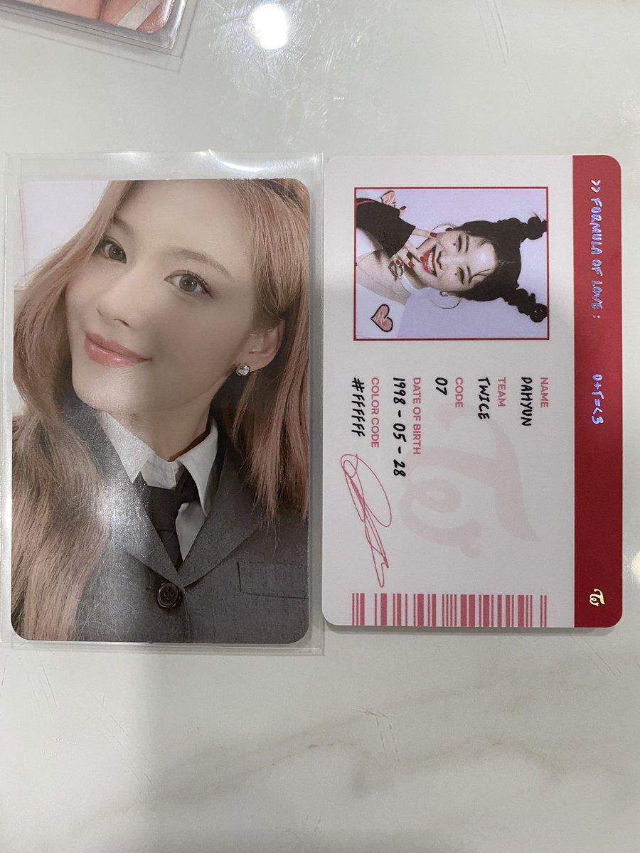 s_nloma's tweet photo. แจกไอดีดุ๊บกับซานะสูท��รับ
เนื่องจากหาลกดซานะได้แล้ว😭
รีอย่างเดียวครับสุ่มพรุ่งนี้14:00 คนละ1ใบ
#วันซ์สายเปย์ https://t.co/MaKHtxXiSs
