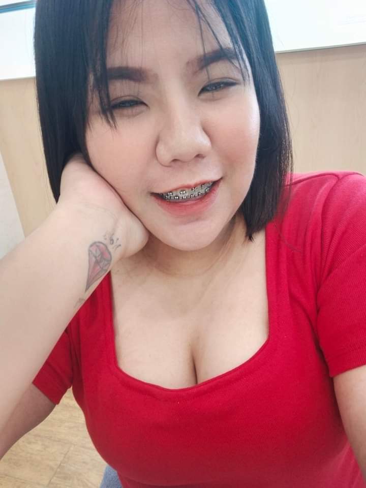 luksaw_w's tweet photo. ดึกแล้วทักมาน่อยน่ะเหงา🥰🥰🥰 https://t.co/VIWcg2muyV