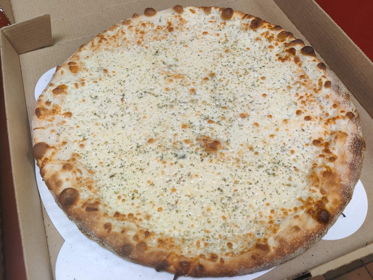FranksOmaha's tweet photo. Looking for Lent options?  We've got lots of them at Frank's Pizzeria!  How about our Bianca (White Sauce) Pizza?  Big on flavor, low on meat.  Now THAT'S how you do lent! https://t.co/uOmcZqTyWZ
