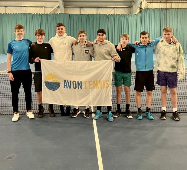 AvonTennisUK's tweet photo. Aceing it! Fantastic first day for Avon boys, 8-1 win at 18U County Cup 🎉🎾👌🏻

#ltacompetitions #CountyCup https://t.co/3AWJEelvlk