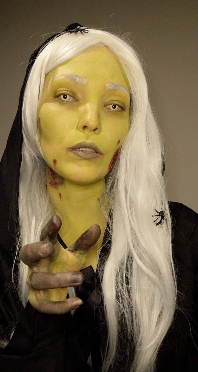 amanda_arcana's tweet photo. Oh I miss cosplaying and fun makeup.

Without taking any new pictures, post three:
1. You as the romanceable PC
2. You as the quest-giver
3. You as the final boss https://t.co/iwioRrLOmO