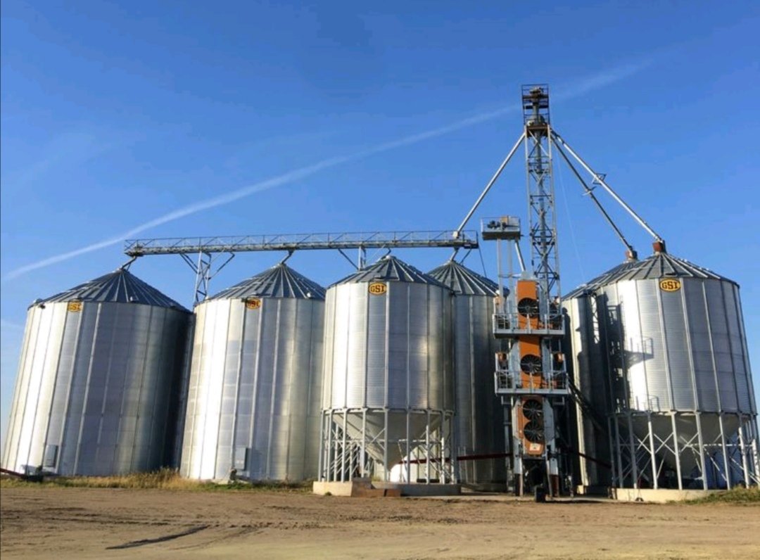 WentworthAg's tweet photo. Be ready for #harvest2022 Winter buying programs on now for all GSI flat bottom bins and dryers!  Call for your quote today.
877-655-9996 or send us a DM
https://t.co/8AOFu19E64
#WestCdnAg https://t.co/nmq7LlcfgY