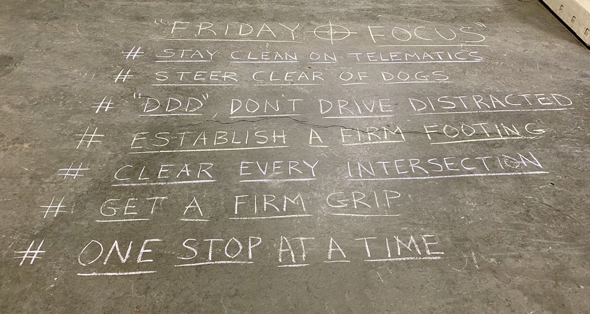 A friendly #focusfriday chalk talk in Yarmouth today to remind drivers the importance of finishing the week off safe strong and healthy! ⁦<a href="/safetyfirstNED/">Northeast District Safety</a>⁩ ⁦<a href="/Erickalyons/">Ericka Lyons Golia</a>⁩ ⁦<a href="/amy_madeira/">Amy Madeira</a>⁩ ⁦<a href="/KnucklesAnthony/">Anthony Knuckles</a>⁩ #upsers