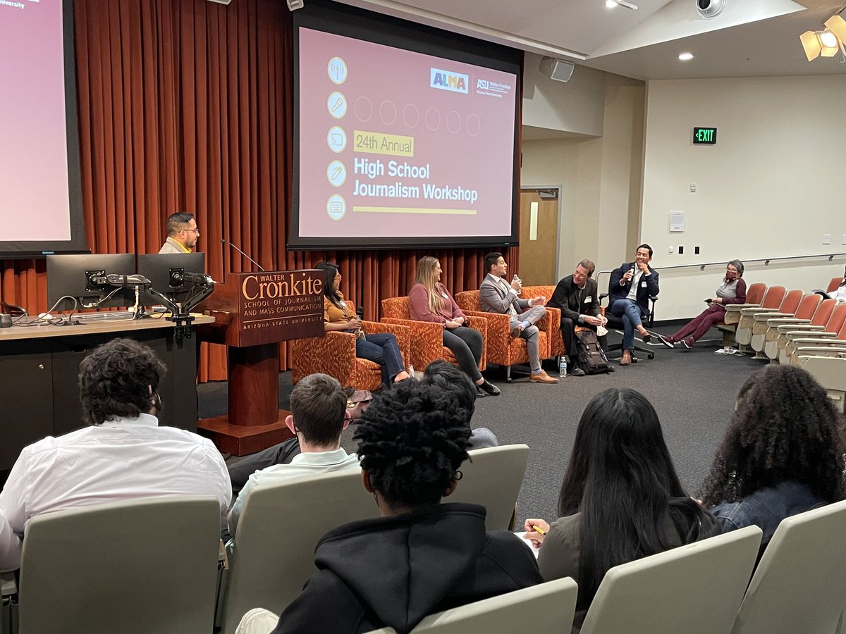 rawkineducation's tweet photo. What a powerful panel @Cronkite_ASU for young upcoming journalists! Thank you @azlatinomedia for providing opportunities for student journalists with individuals in the industry. So powerful! 🎤 #alma2022 https://t.co/1xDHm5zgTp