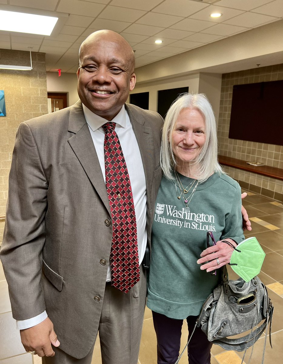mbaumstark's tweet photo. #CPSBest is committed to innovation, expansion of place-based opportunities for all scholars. @theCPSF stopped by to deliver a $100,000 check in support of building and developing the Boone County Nature School. Very grateful for the support of our community! ππ#ShowMeBCNS https://t.co/A2xCtju98o