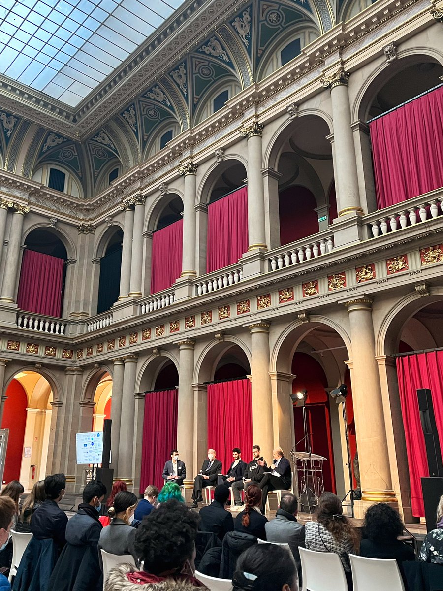 JoannaGrams's tweet photo. Yesterday and today we heard inspiring speeches of the #EuropeanStudentAssembly from several guests. Importance of citizens’ involvement in the EU and policy-making was underlined. We could also hear words of solidarity with Ukraine🇺🇦 #StandWithUkraine️ https://t.co/ysBrwA49v3