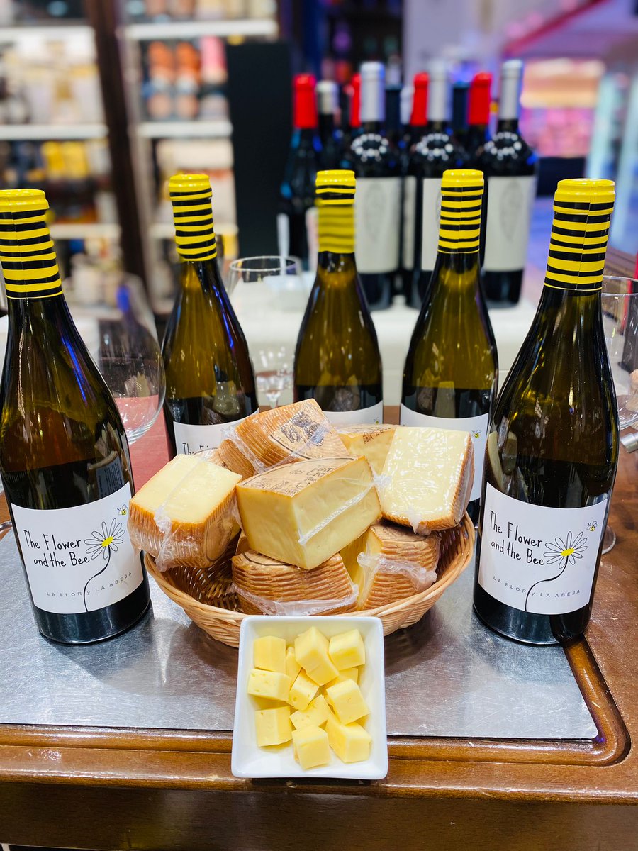 Mercado de Chamartin (@mchm_chamartin) on Twitter photo Retomamos las catas y degustaciones en PEÑA MADRID por todo lo alto
Degustación de vino blanco The Flower and the Bee, un Ribeiro 100% uva Treixadura, con un queso Tomme curado al licor de nuez
Todo ya sabe a primavera en <a href="/Pdelicatessen/">PEÑA MADRID</a>, en la planta baja del <a href="/MCHM_Chamartin/">Mercado de Chamartin</a> Retomamos las catas y degustaciones en PEÑA MADRID por todo lo alto
Degustación de vino blanco The Flower and the Bee, un Ribeiro 100% uva Treixadura, con un queso Tomme curado al licor de nuez
Todo ya sabe a primavera en <a href="/Pdelicatessen/">PEÑA MADRID</a>, en la planta baja del <a href="/MCHM_Chamartin/">Mercado de Chamartin</a>