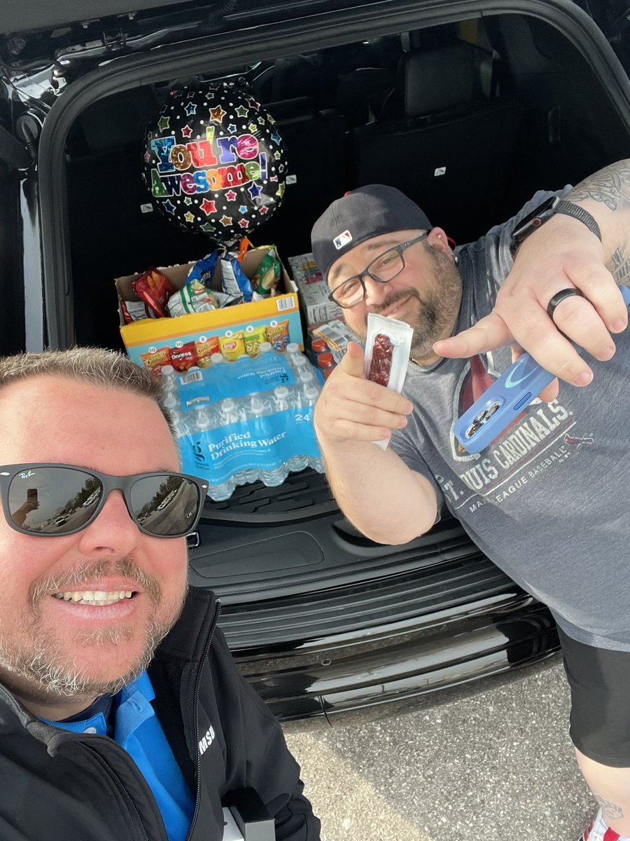 Matthew Vitale (@mvitty01) on Twitter photo Curbside service on Employee Appreciation Day! I appreciate you <a href="/Just1DC/">DJSKINNYSTL</a> Dan Moore & Josh Fleming! 🏴☠️🏴☠️🏴☠️ #LifeatATT @KAMOIHX @MattBoone85 <a href="/AnthonyGalichet/">Anthony Galichet</a> <a href="/AlyssaMoore_12/">Alyssa Moore</a> <a href="/PostpaidPirates/">PostpaidPirates</a> Curbside service on Employee Appreciation Day! I appreciate you <a href="/Just1DC/">DJSKINNYSTL</a> Dan Moore & Josh Fleming! 🏴☠️🏴☠️🏴☠️ #LifeatATT @KAMOIHX @MattBoone85 <a href="/AnthonyGalichet/">Anthony Galichet</a> <a href="/AlyssaMoore_12/">Alyssa Moore</a> <a href="/PostpaidPirates/">PostpaidPirates</a>