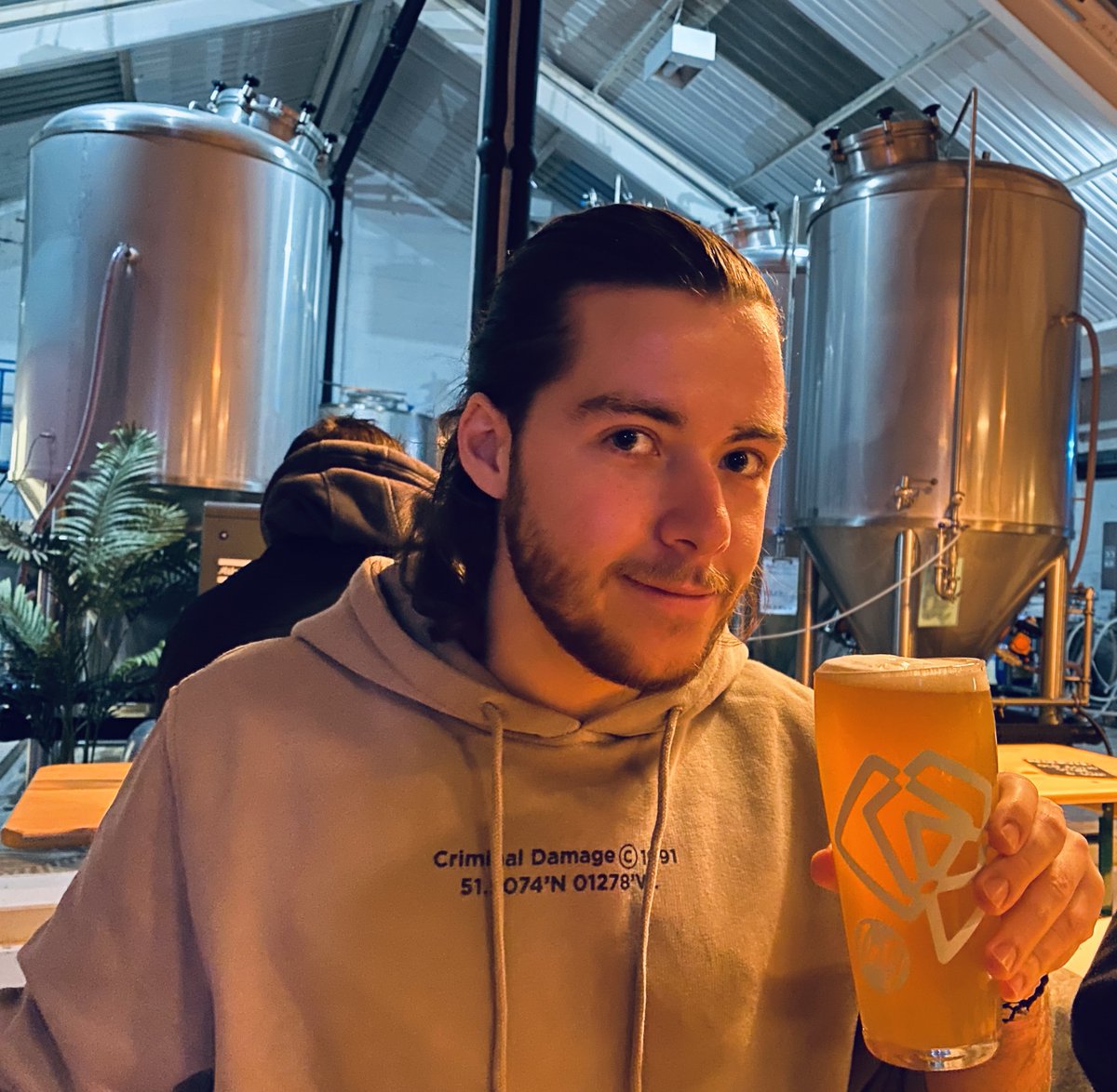 Our founder Dimitris Stoidis on the cusp of hazy refreshment... At <a href="/unitybrewingco/">Unity Brewing Co</a> drinking Collision IPA, a rockin brew... #CraftBeer <a href="/SouthamptonSain/">Southampton SaintsFc</a> 
eddierob.substack.com/p/southamptons…