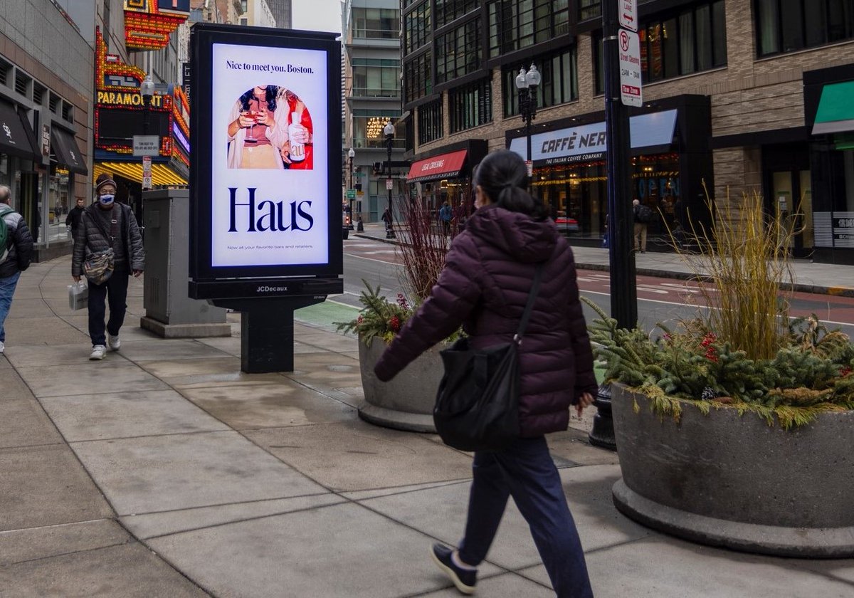 Boston is getting boozy with <a href="/drinkhaus/">Haus</a>! Cheers to spring sippin’,less hangovers, better ingredients, and the weekend! Check out Huas’ introduction to #Boston on our digital CIP’s below: