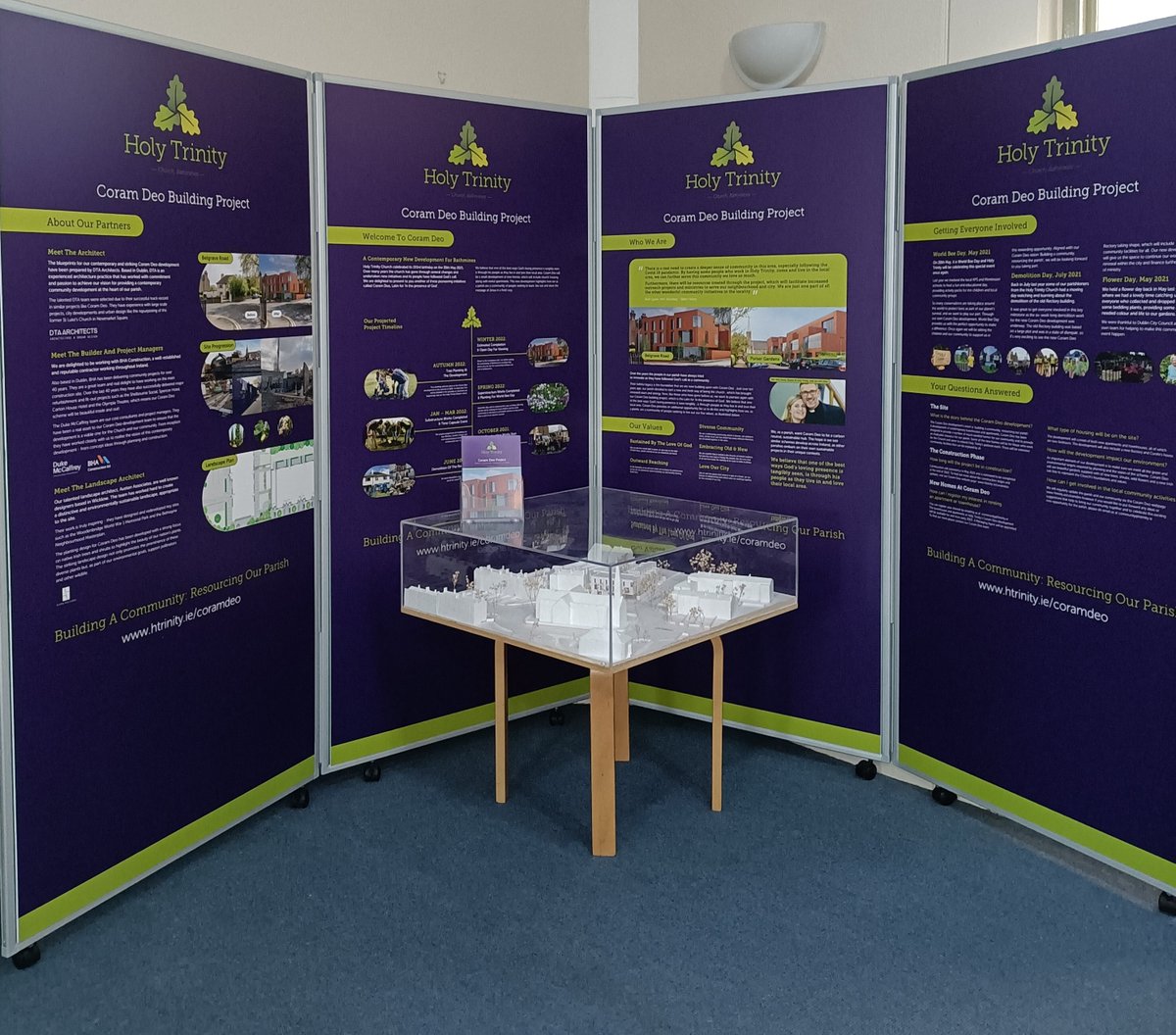 Holy Trinity tweet media