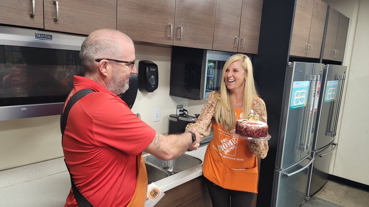 Steven Luecke tweet media