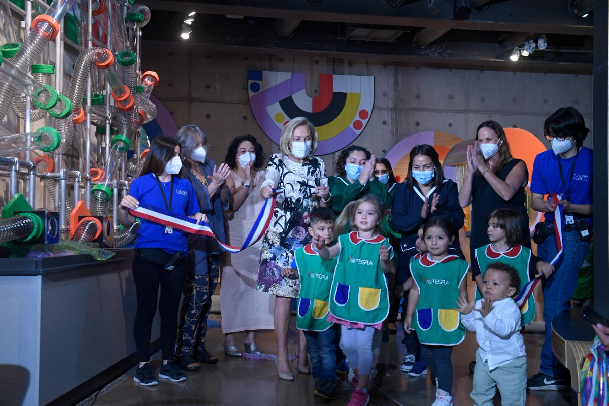 Experimentar y aprender a través del juego es lo que busca la nueva sala Yo Exploro del @MIM_museo. Este espacio está creado para niños de 2 a 6 años y cuenta con 16 módulos interactivos. Gracias a la experiencia sensorial los más pequeños pueden acercarse a la ciencia.