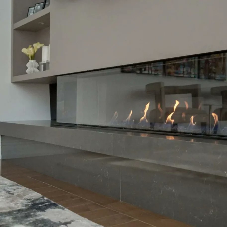 Toasty Taupe 🔥
We just want to curl up and relax in front of this fireplace that features our Premline grigio notte matte!
#FeatureFriday 

Design by Pinnacle Designs
📷 : Young Glass Photography

#interiordesign #design #fireplace #modern #millworkdesign #premline #matte