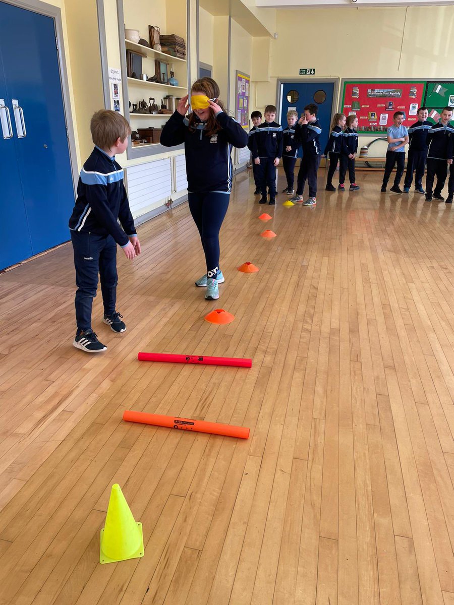 healthy_kidz1's tweet photo. Stop 🛑 Look 👀 Listen 👂 

🚦The Kidz from @stjohnsgilford took part in our #SafeKidz programme fully funded by the @deptinfra 

Using their skills through fun games to make their travel to school as safe as possible 

#schoolterm #coachlife #inschool #healthykidz https://t.co/oLRsu5s9Gc