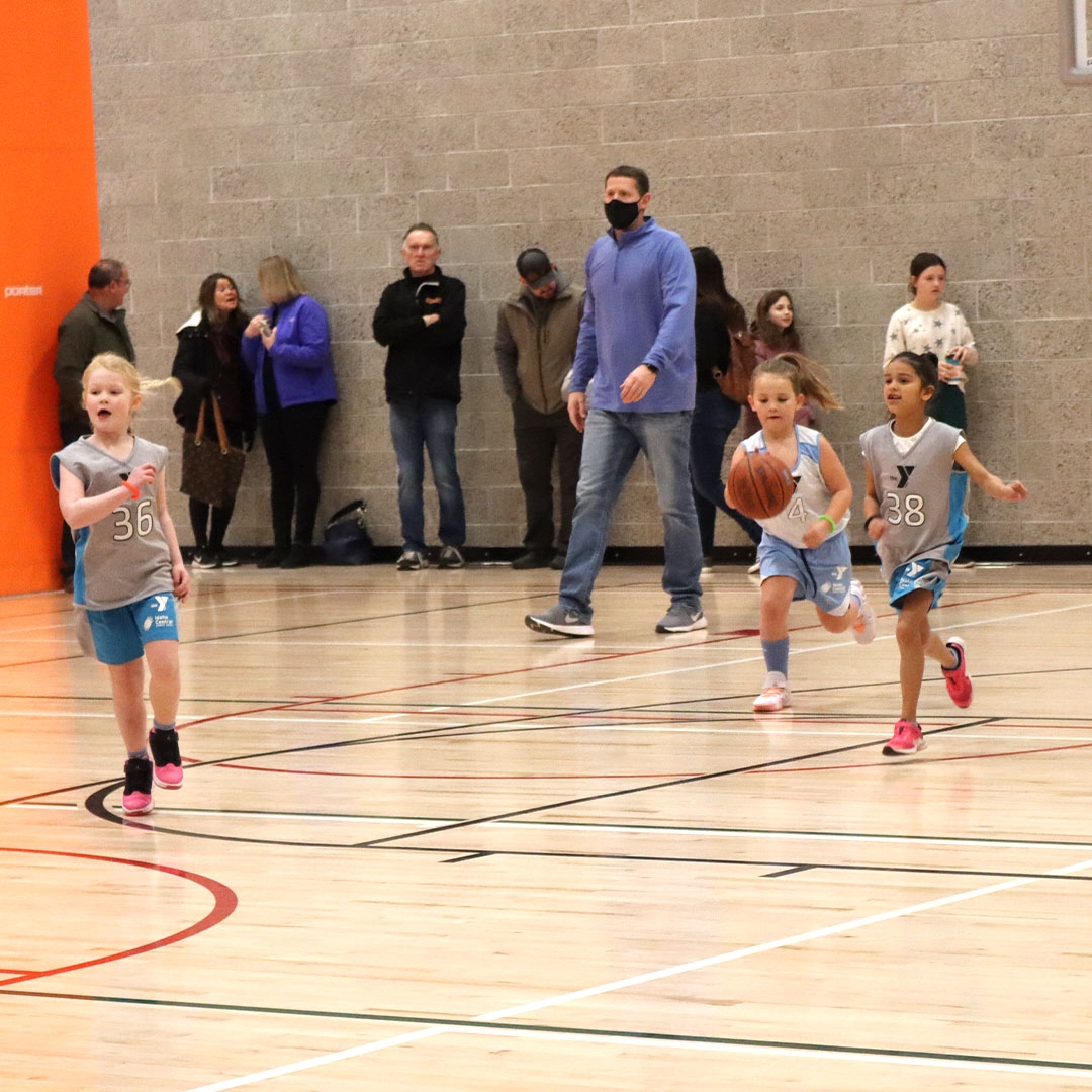 TVFamilyYMCA's tweet photo. 🏆 Good luck to all the Y-Ball teams on Saturday!
Please note that the games may limit open gym times.
Soccer season is just around the corner ⚽
Learn more and register 👉🏼 https://t.co/IitkNvnfYu
Financial Assistance is available.
#YBall #Basketball #ForYouthDevelopment https://t.co/aWPPkC5gvA