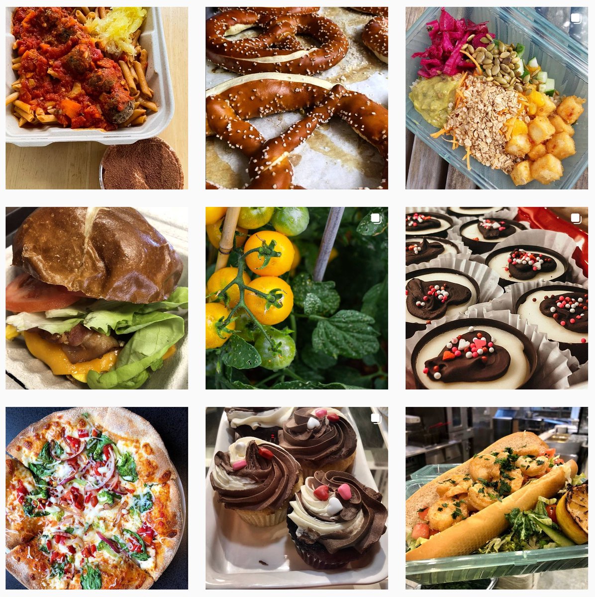 HospitalityUofG's tweet photo. What a beautiful, sunny day @uofg to reflect on a years worth of delicious, colourful food prepared by our #UofGChefs. ❤️🖤💛

Thank you to our entire team behind-the-scenes and front-of-house!

#GryphonPride #UofGCampusFood #UofG #FutureGryphons #Food #LocalFood https://t.co/EeaXXFeA6h