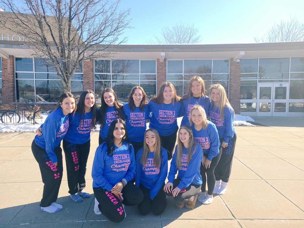 ShakerVarCheer's tweet photo. SHAKER CHEER IS HEADED TO THE STATE CHAMPIONSHIP🤘@shakerbluebison https://t.co/5rvAYwhveP